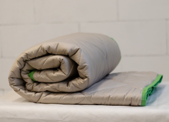Одеяло с конопляным наполнителем, двуспальное евро 205х220 см сатин