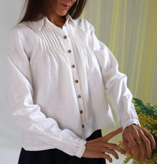 Женская рубашка из крапивы белая